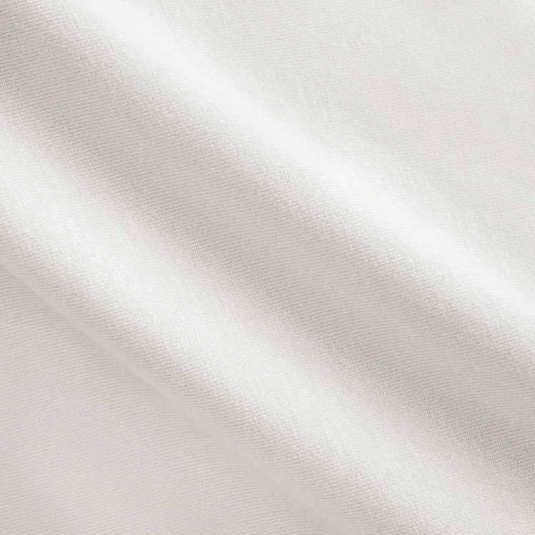 Struktura dzianiny wiskozowej off white – zbliżenie na splot